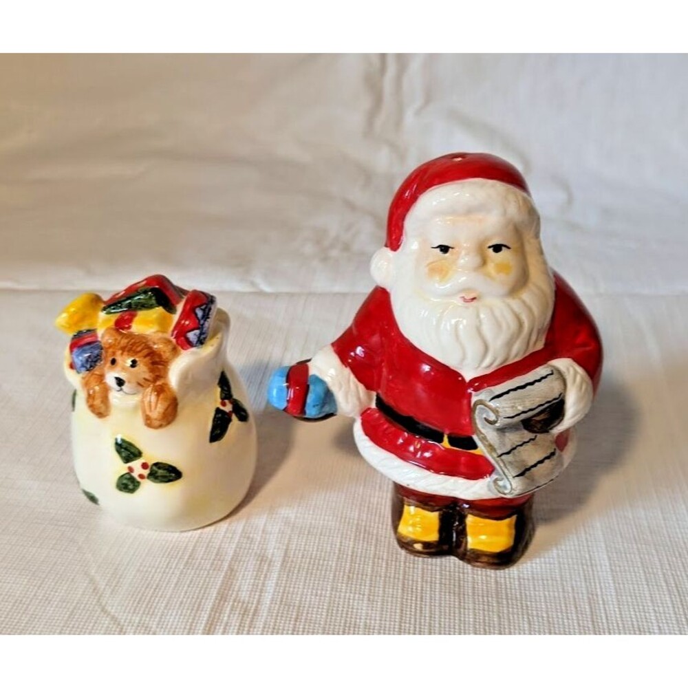 Christmas Salt & Pepper Shakers Santa Claus Toy Gift Bag Collectible Novelty